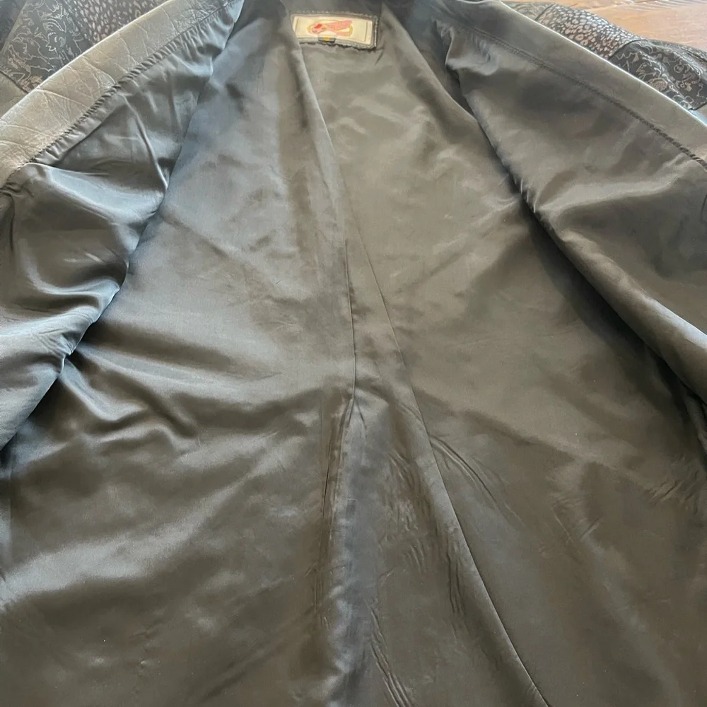 Vintage Adler 80s / 90s Black Suede Oversized Leather Jacket coat - Size small - Picture 8 of 15